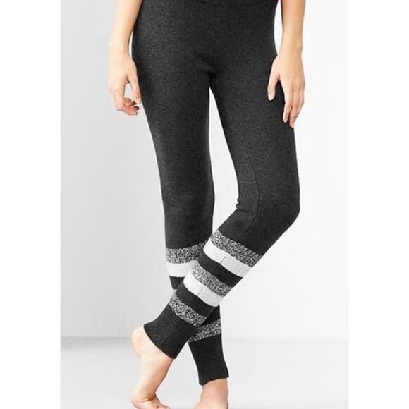 Gap Body Women's Gray and Black Sweater Leggings Size X-Small - Picture 1 of 9